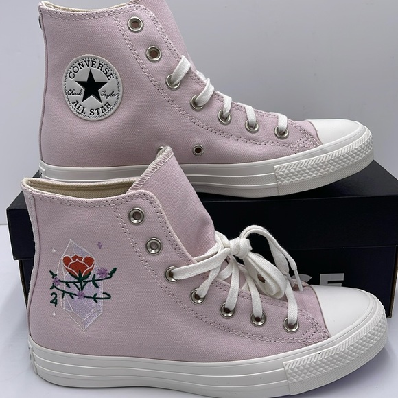 Converse WMNS CTAS HI
BARELY ROSE/VINTAGE WHITE A03740C Sneakers - Picture 2 of 16